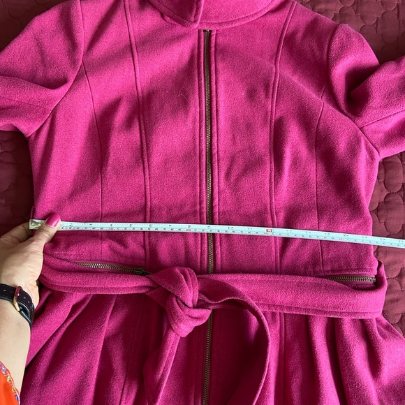 Beautiful Jacket! - Picture 7 of 8